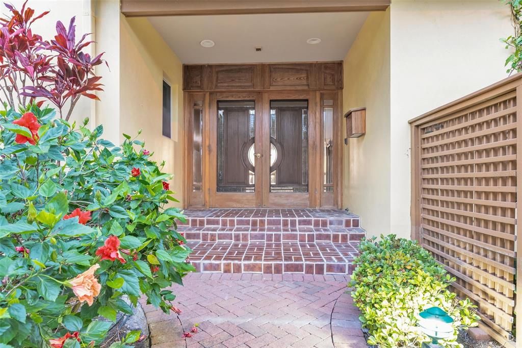 На продажу: $5,995,000 (6 спален, 5 ванн, 5016 Квадратных фут)