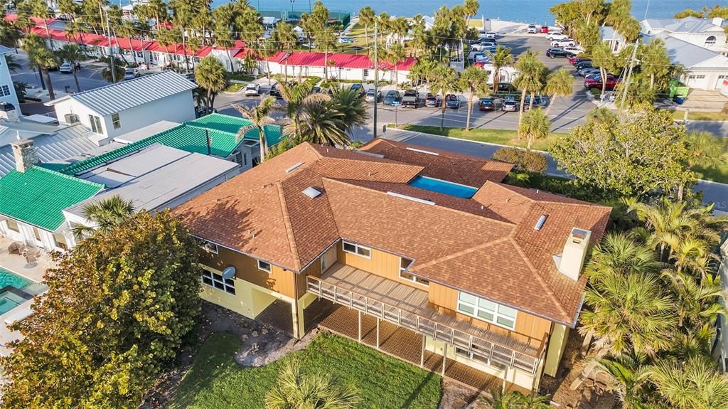 На продажу: $5,995,000 (6 спален, 5 ванн, 5016 Квадратных фут)