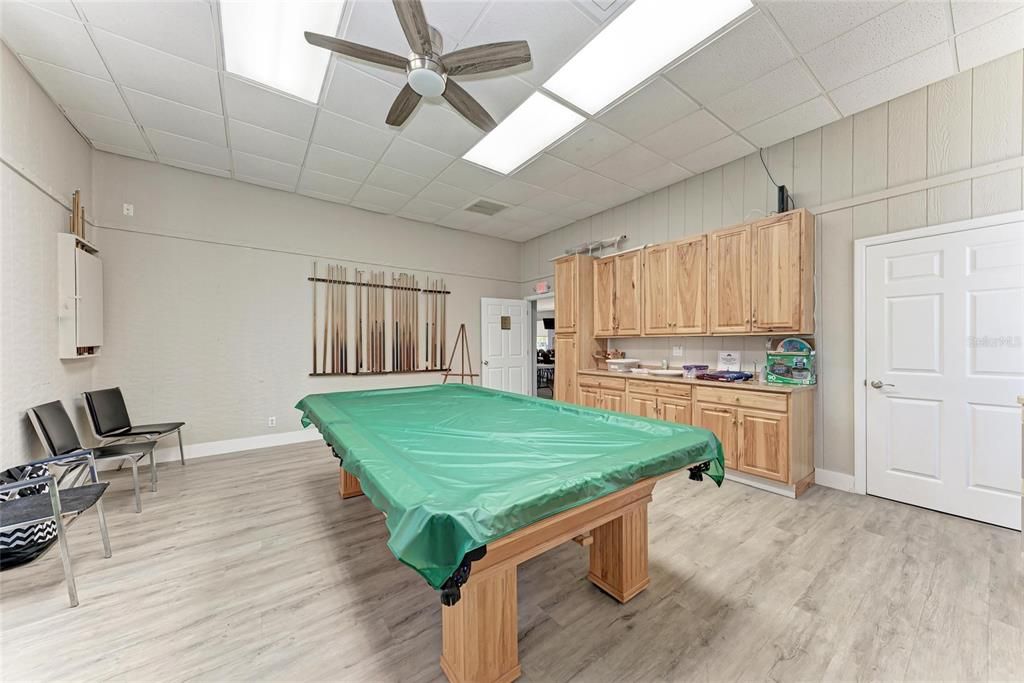 Active With Contract: $209,500 (3 beds, 2 baths, 1674 Square Feet)