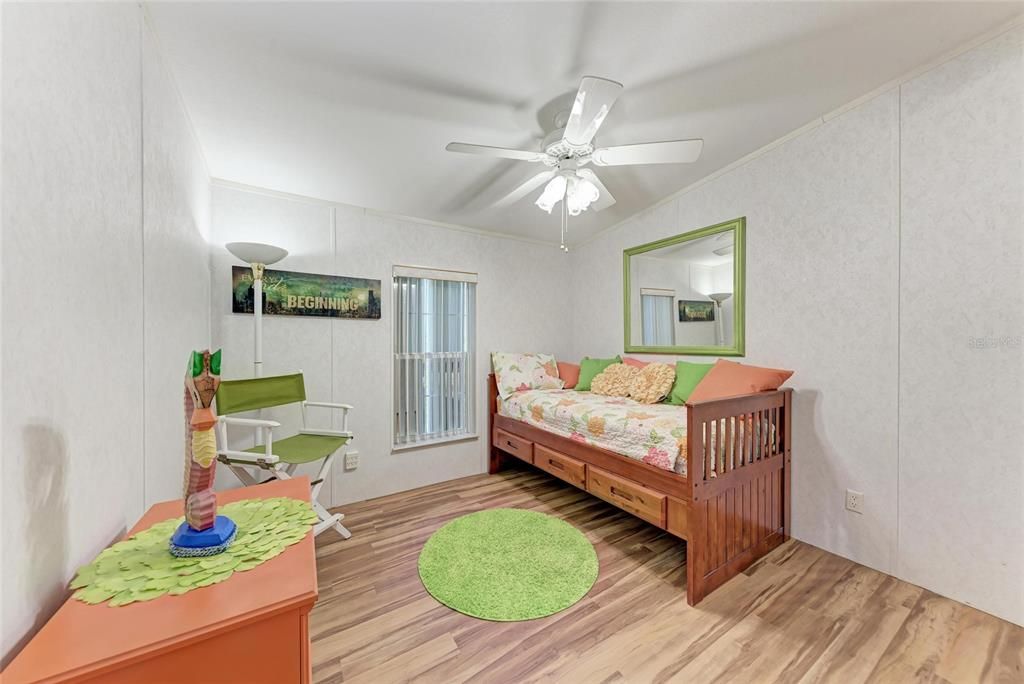 Active With Contract: $209,500 (3 beds, 2 baths, 1674 Square Feet)