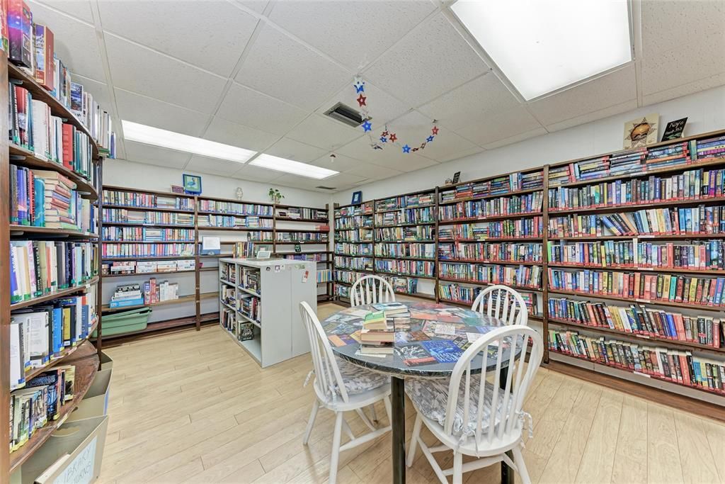 Active With Contract: $209,500 (3 beds, 2 baths, 1674 Square Feet)