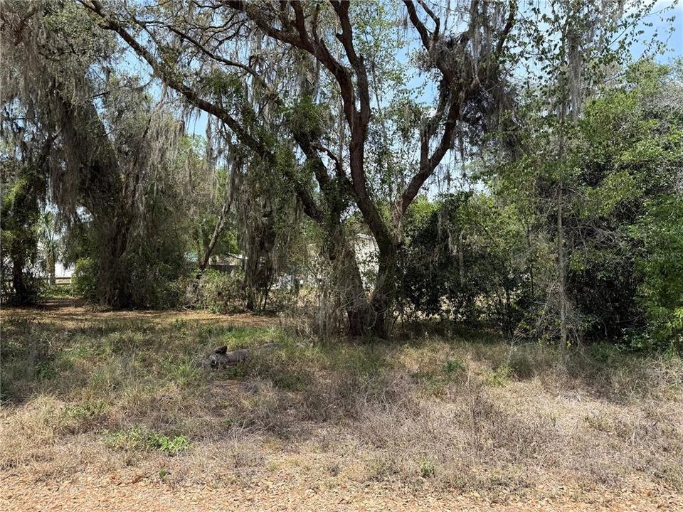 待售: $14,900 (0.33 acres)