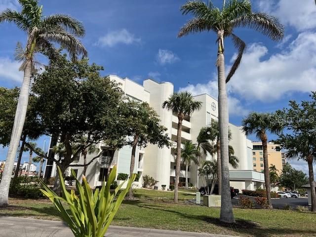 В аренду: $5,000 (2 спален, 2 ванн, 1148 Квадратных фут)