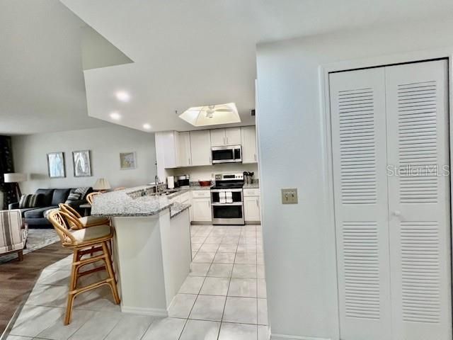 В аренду: $5,000 (2 спален, 2 ванн, 1148 Квадратных фут)