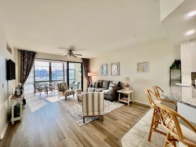 В аренду: $5,000 (2 спален, 2 ванн, 1148 Квадратных фут)