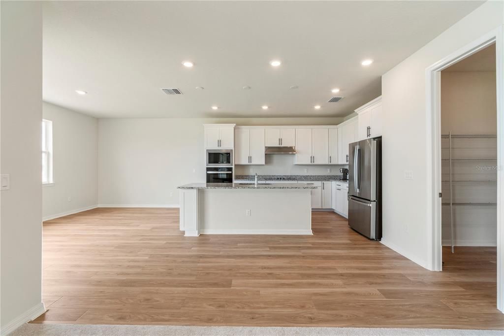 待售: $899,500 (5 贝兹, 4 浴室, 3749 平方英尺)