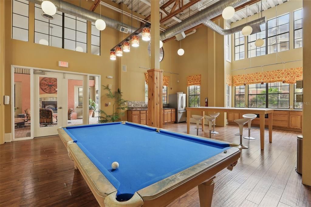 待售: $219,000 (2 贝兹, 2 浴室, 1053 平方英尺)