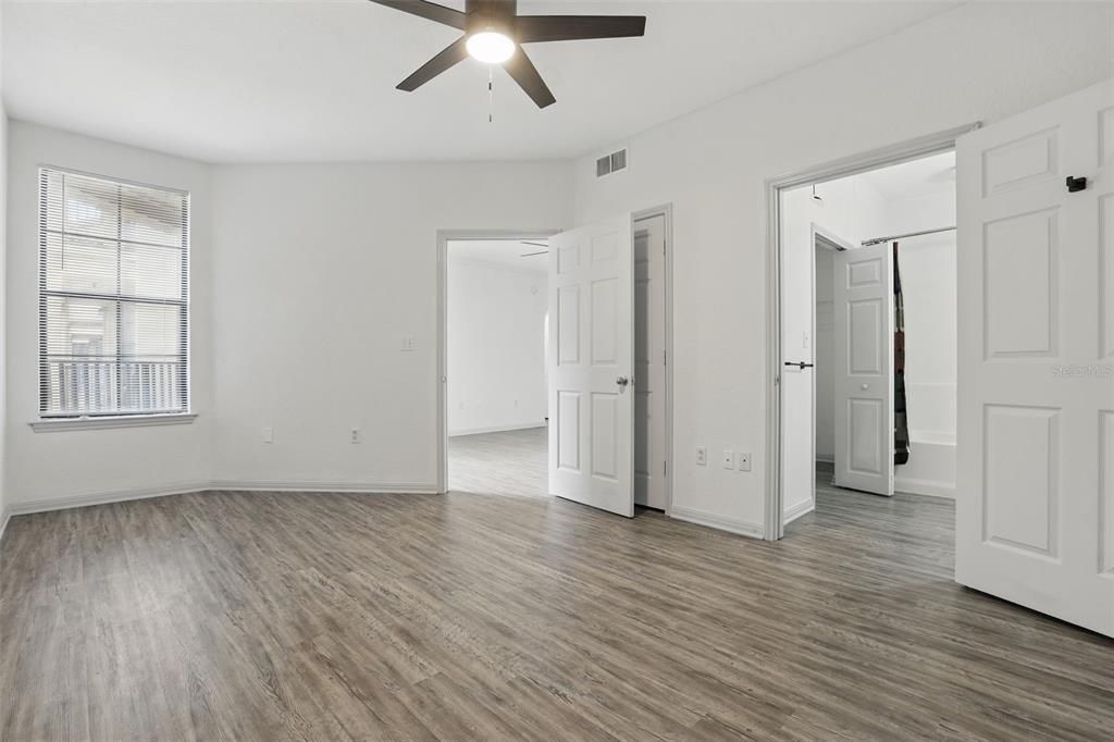 待售: $219,000 (2 贝兹, 2 浴室, 1053 平方英尺)