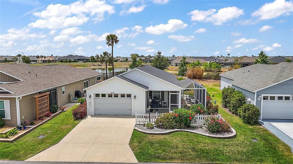 Recently Sold: $270,000 (2 beds, 2 baths, 1227 Square Feet)