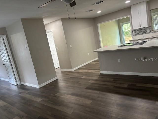 For Rent: $1,750 (3 beds, 2 baths, 1190 Square Feet)