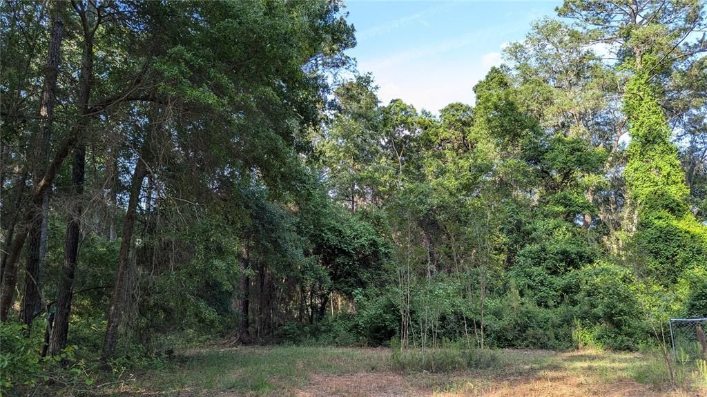 Recently Sold: $150,000 (2 beds, 1 baths, 980 Square Feet)