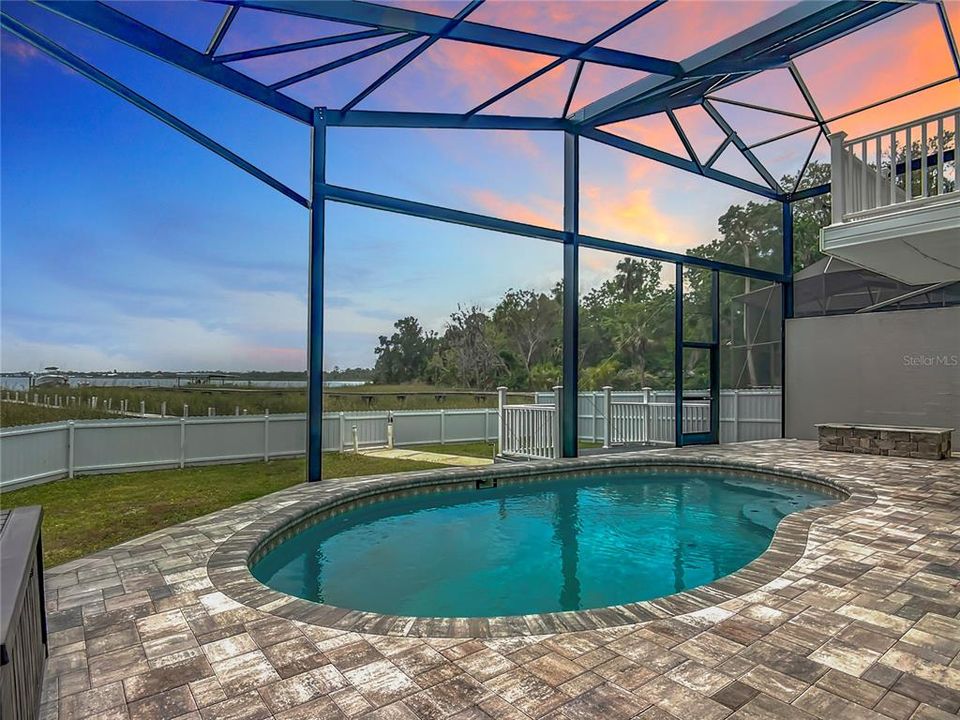 待售: $899,000 (3 贝兹, 2 浴室, 1997 平方英尺)