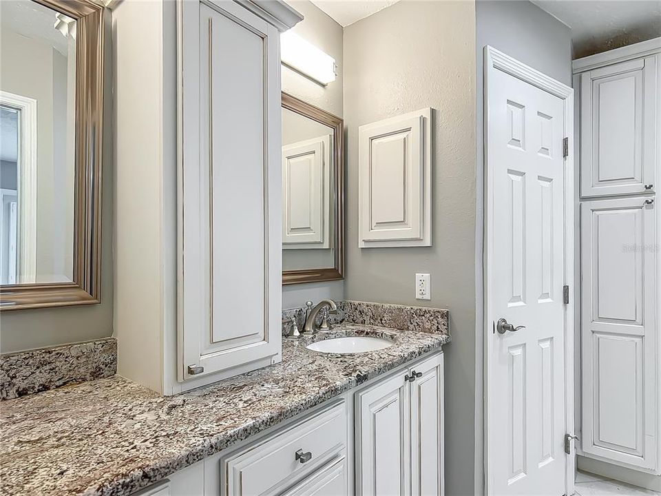 待售: $899,000 (3 贝兹, 2 浴室, 1997 平方英尺)