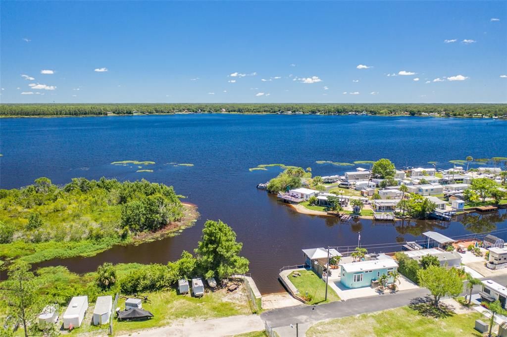 На продажу: $85,000 (0.06 acres)