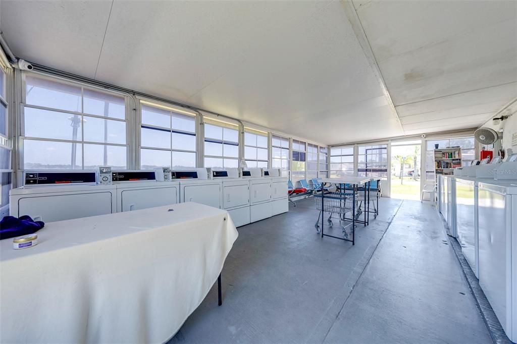 На продажу: $85,000 (0.06 acres)