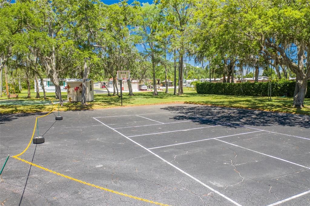 На продажу: $85,000 (0.06 acres)