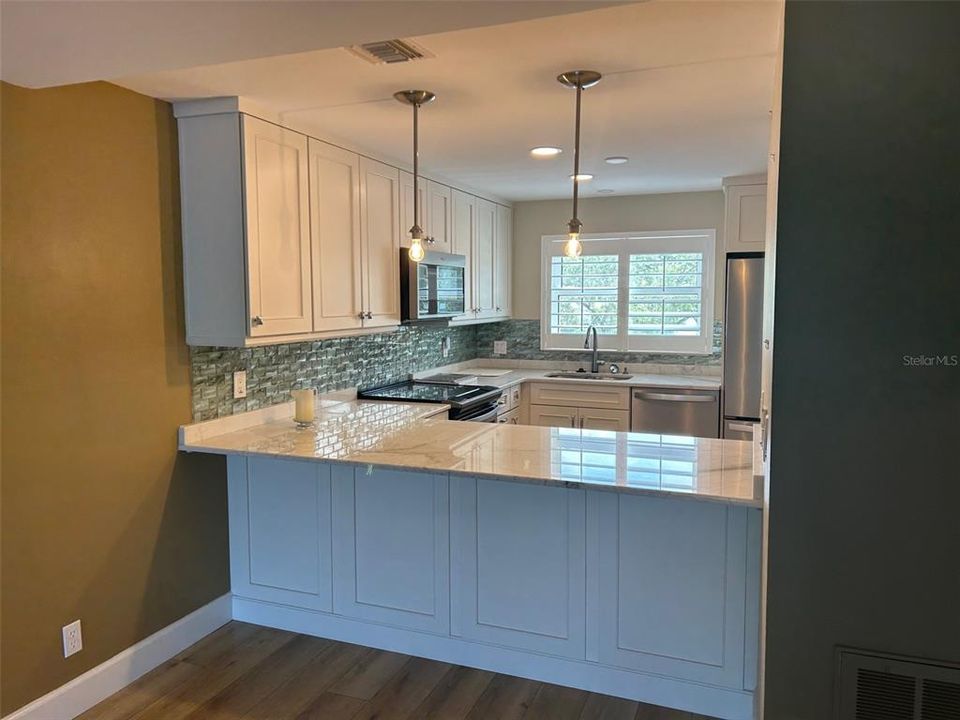 待售: $585,000 (2 贝兹, 2 浴室, 1260 平方英尺)