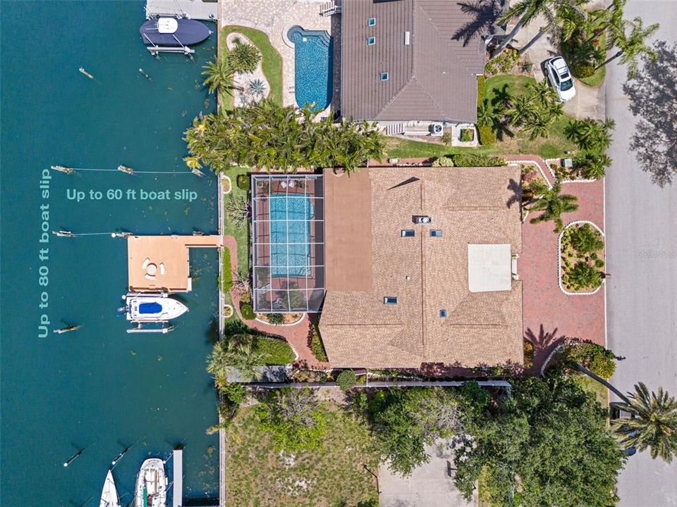 Activo con contrato: $1,570,000 (4 camas, 3 baños, 2651 Pies cuadrados)