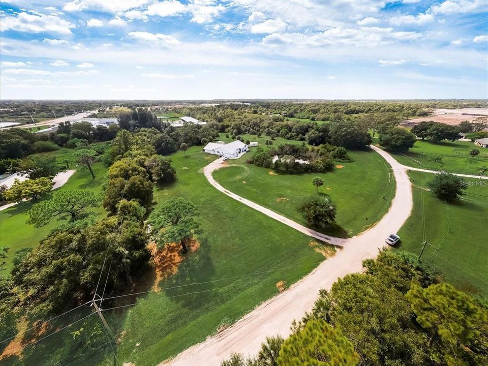 For Sale: $4,000,000 (3 beds, 3 baths, 3045 Square Feet)