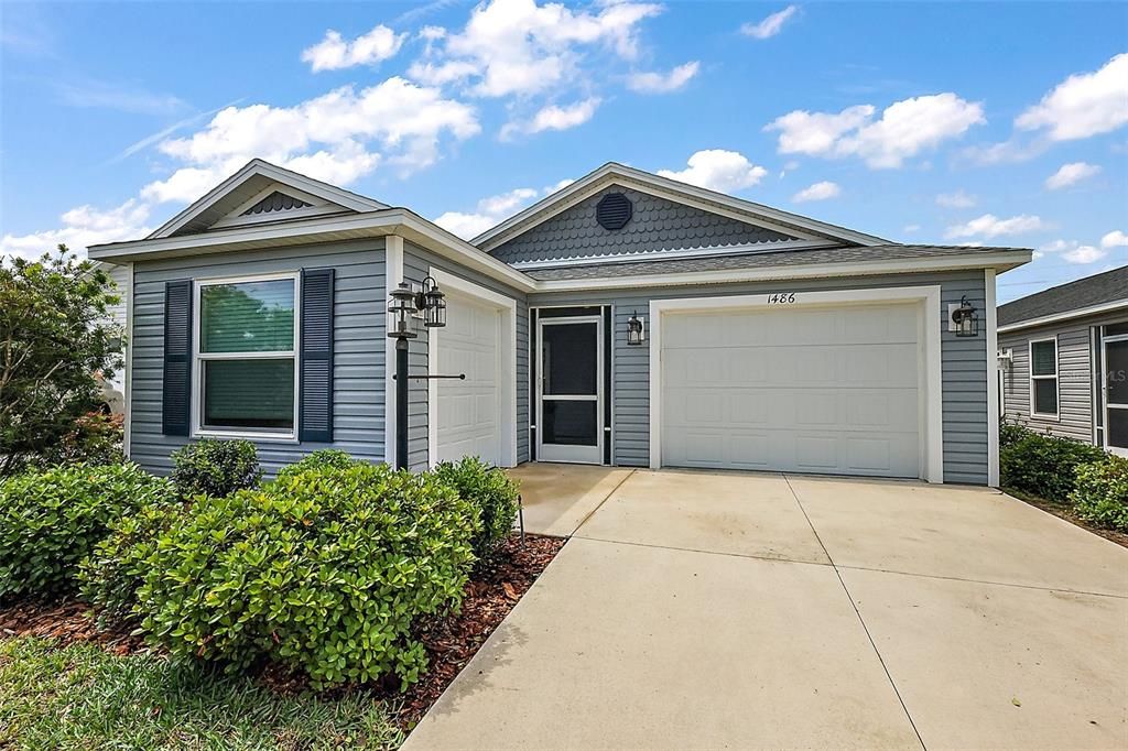 Recently Sold: $295,900 (2 beds, 2 baths, 1280 Square Feet)