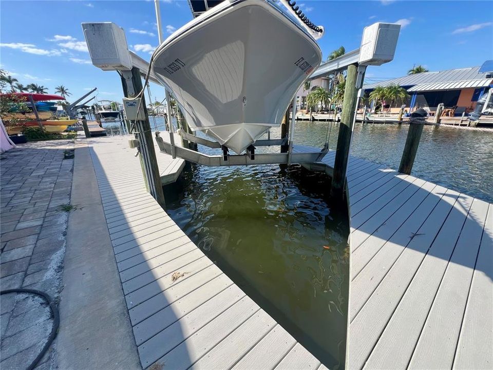 На продажу: $365,000 (2 спален, 2 ванн, 951 Квадратных фут)