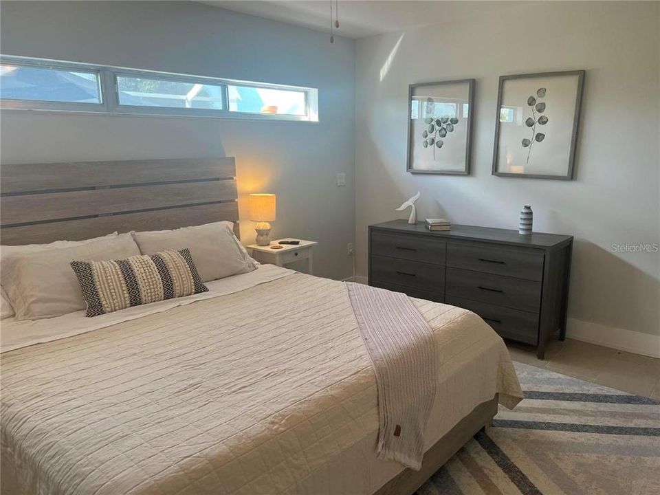 En Renta: $4,750 (3 camas, 2 baños, 1828 Pies cuadrados)