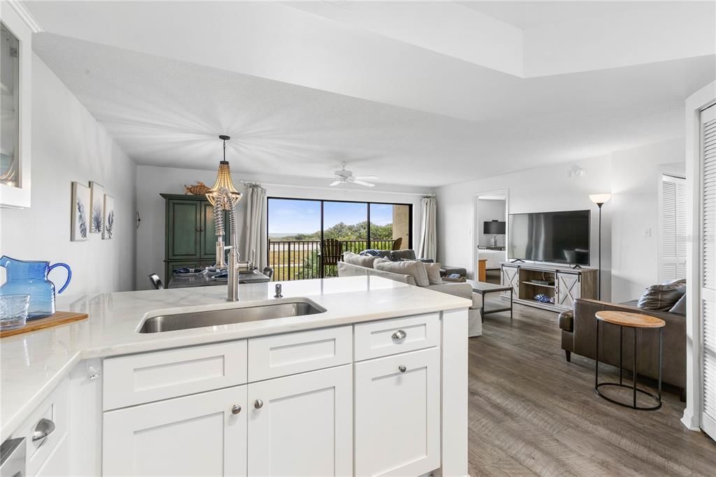 For Sale: $387,000 (3 beds, 2 baths, 1300 Square Feet)