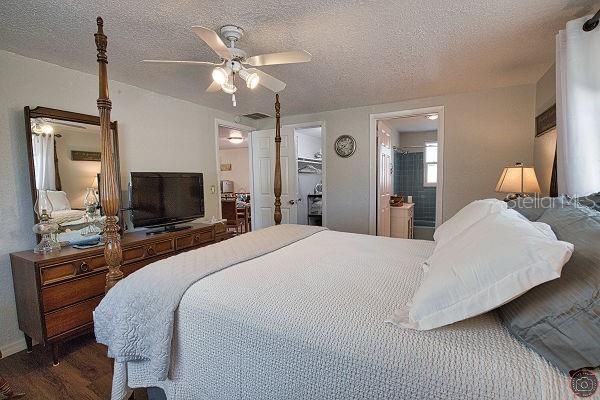 В аренду: $1,995 (2 спален, 2 ванн, 1135 Квадратных фут)