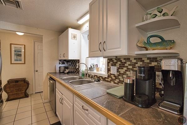 В аренду: $1,995 (2 спален, 2 ванн, 1135 Квадратных фут)