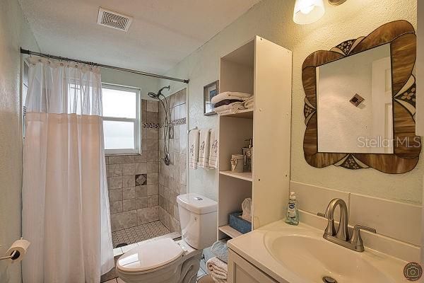 В аренду: $1,995 (2 спален, 2 ванн, 1135 Квадратных фут)