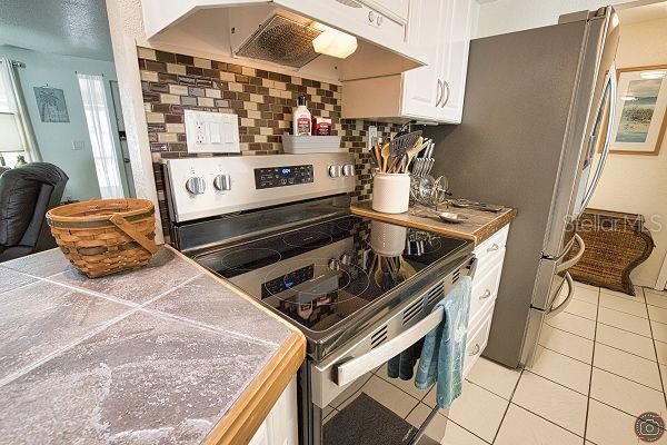 В аренду: $1,995 (2 спален, 2 ванн, 1135 Квадратных фут)