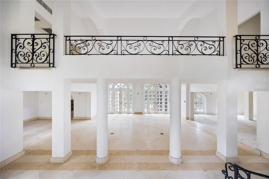 待售: $3,750,000 (5 贝兹, 4 浴室, 8040 平方英尺)