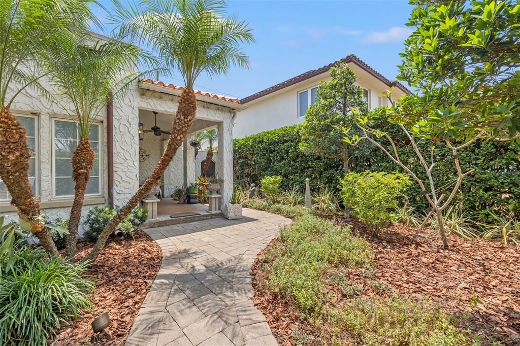 Activo con contrato: $1,750,000 (5 camas, 5 baños, 4456 Pies cuadrados)