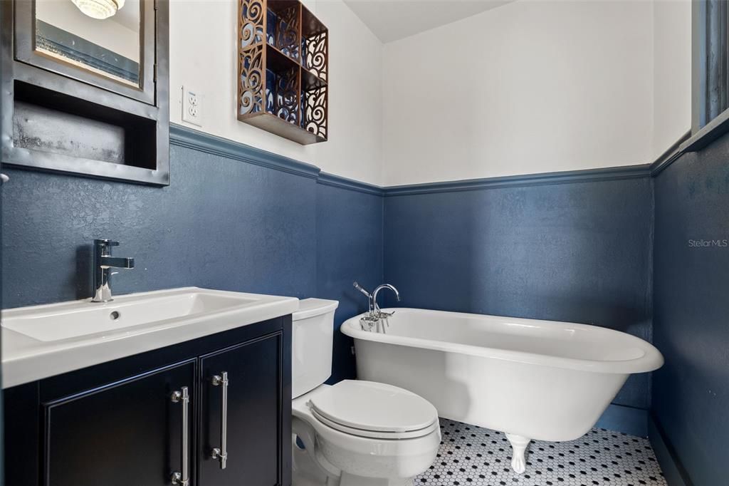 Activo con contrato: $1,750,000 (5 camas, 5 baños, 4456 Pies cuadrados)