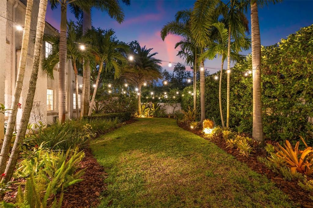 Activo con contrato: $1,750,000 (5 camas, 5 baños, 4456 Pies cuadrados)