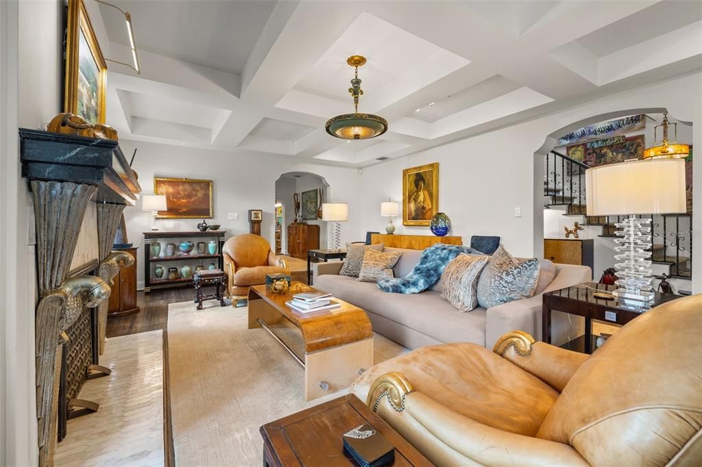 Activo con contrato: $1,750,000 (5 camas, 5 baños, 4456 Pies cuadrados)