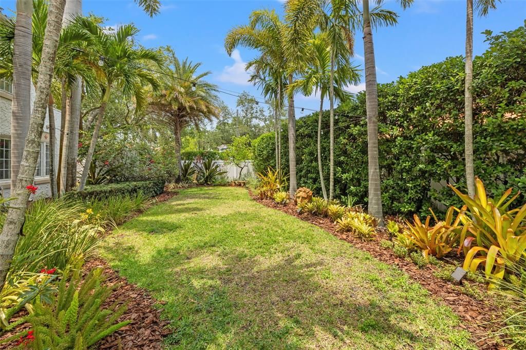 Activo con contrato: $1,750,000 (5 camas, 5 baños, 4456 Pies cuadrados)