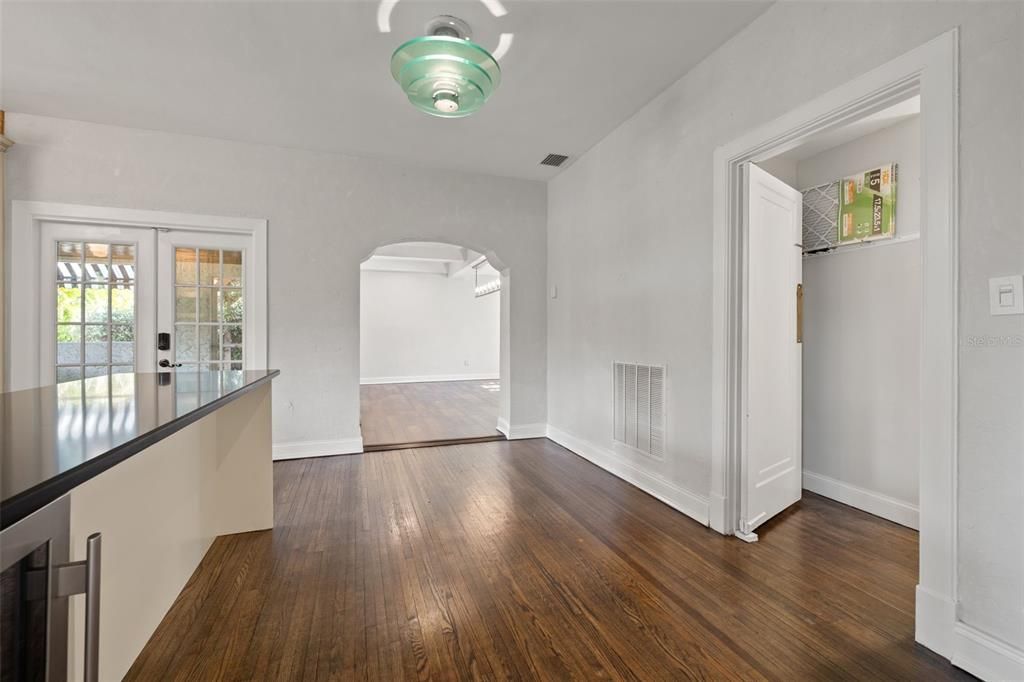 Activo con contrato: $1,750,000 (5 camas, 5 baños, 4456 Pies cuadrados)