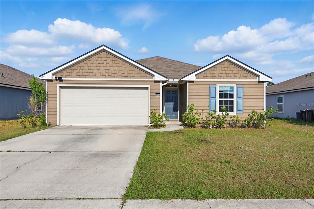 Recently Sold: $275,000 (4 beds, 2 baths, 1705 Square Feet)