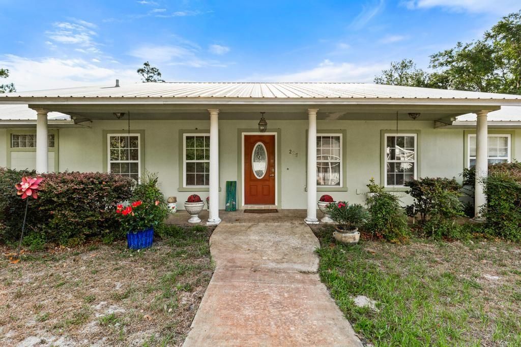 Active With Contract: $274,900 (3 beds, 2 baths, 1773 Square Feet)