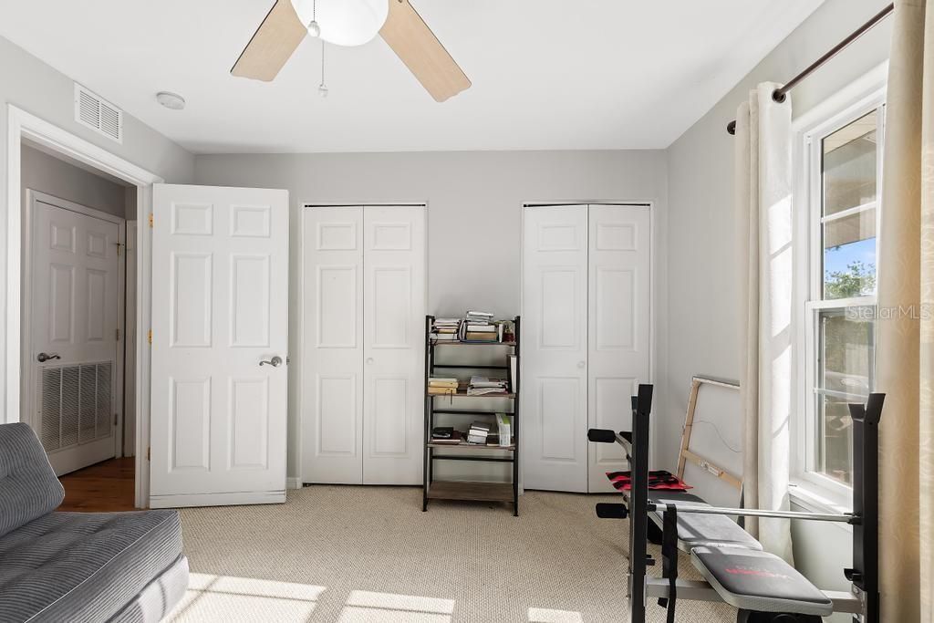 Active With Contract: $274,900 (3 beds, 2 baths, 1773 Square Feet)