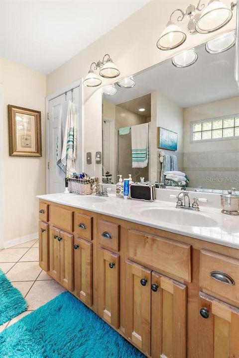 Active With Contract: $274,900 (3 beds, 2 baths, 1773 Square Feet)