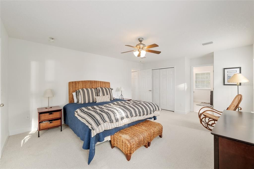 待售: $1,060,000 (4 贝兹, 4 浴室, 3058 平方英尺)