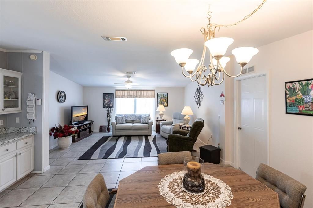 Active With Contract: $199,000 (2 beds, 2 baths, 1566 Square Feet)