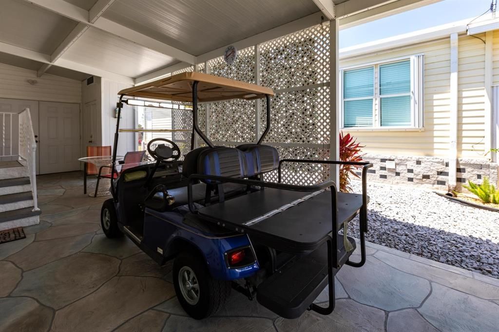 Active With Contract: $199,000 (2 beds, 2 baths, 1566 Square Feet)