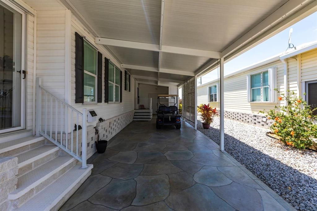 Active With Contract: $199,000 (2 beds, 2 baths, 1566 Square Feet)