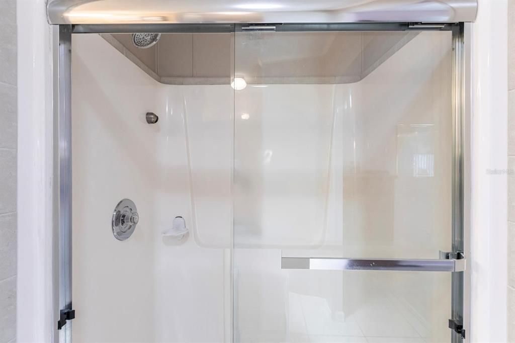 Active With Contract: $199,000 (2 beds, 2 baths, 1566 Square Feet)