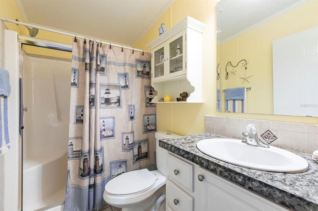 Active With Contract: $199,000 (2 beds, 2 baths, 1566 Square Feet)