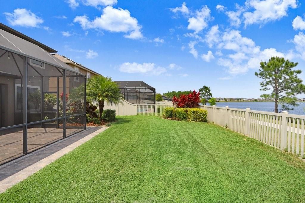 Под контрактом: $699,900 (5 спален, 3 ванн, 3316 Квадратных фут)