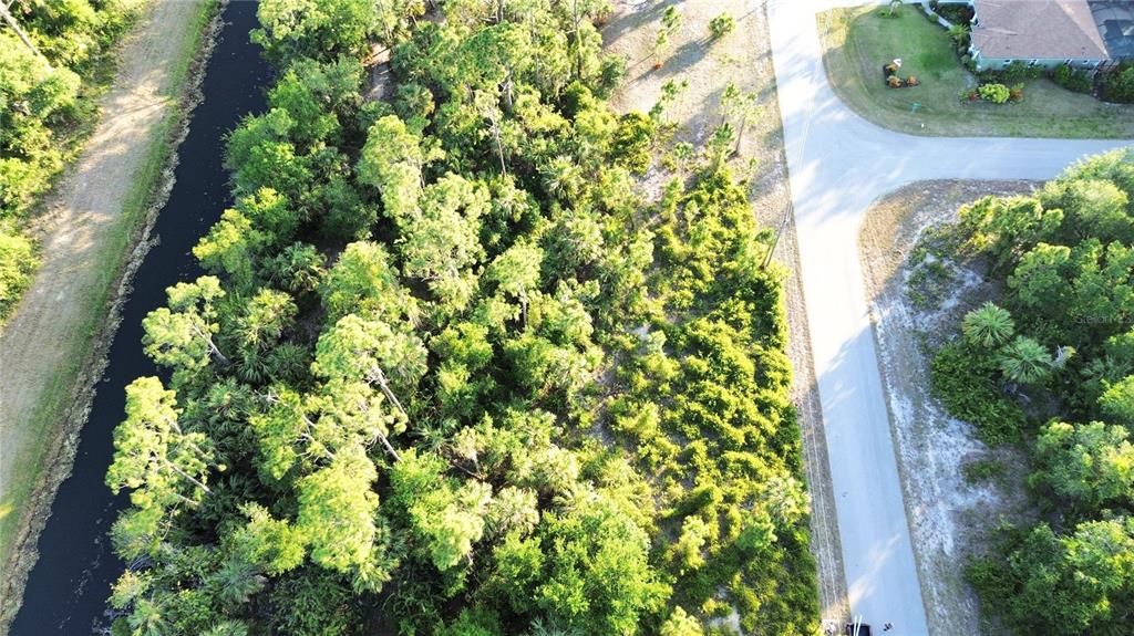 待售: $59,800 (0.23 acres)